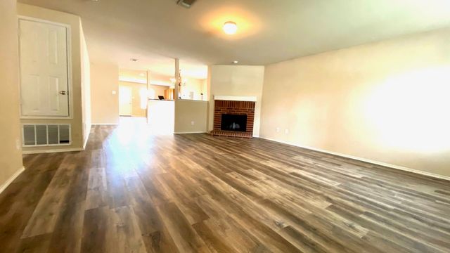1829 Nightingale Drive, Aubrey, TX 76227