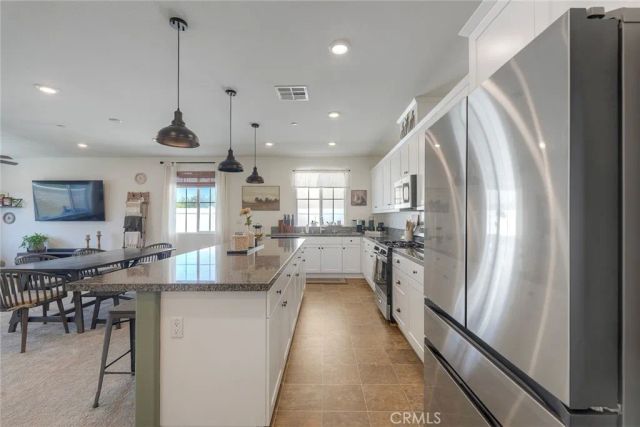 5178 Rowel, Hemet, CA 92545