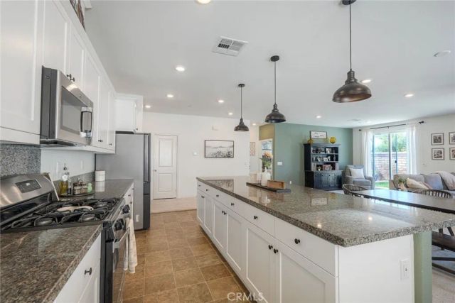 5178 Rowel, Hemet, CA 92545