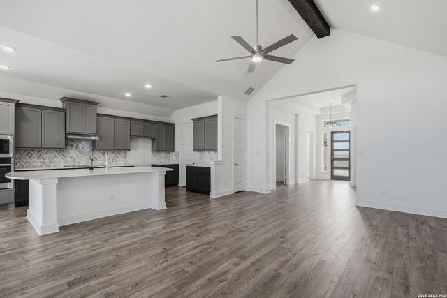 8910 Arroyo Grove, San Antonio, TX 78263