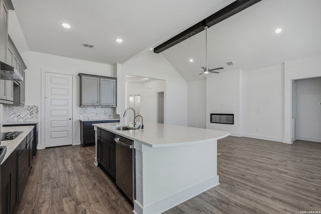 8910 Arroyo Grove, San Antonio, TX 78263