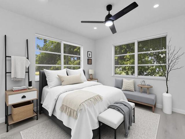 4941 Aztec CIR, Naples, FL 34112