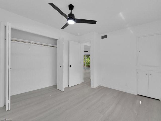 4941 Aztec CIR, Naples, FL 34112