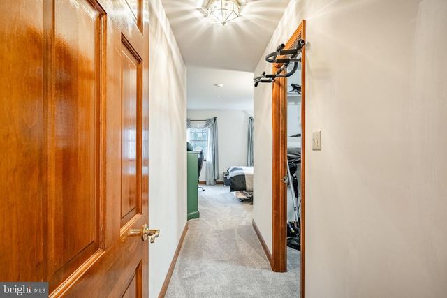 11 MULLIGAN DR, Reading, PA 19606