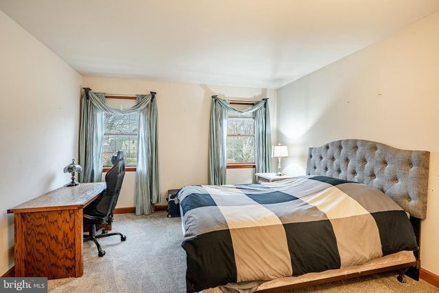 11 MULLIGAN DR, Reading, PA 19606