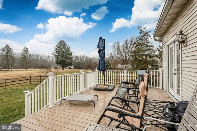 11 MULLIGAN DR, Reading, PA 19606