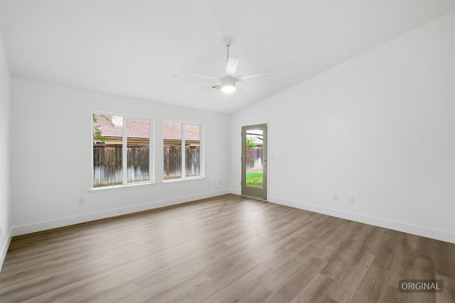 3579 Marina Drive, Madera, CA 93637