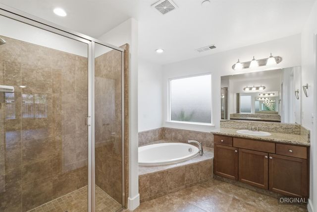 3579 Marina Drive, Madera, CA 93637