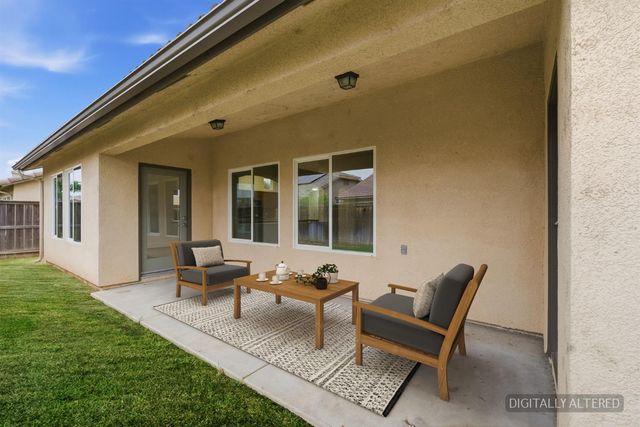 3579 Marina Drive, Madera, CA 93637