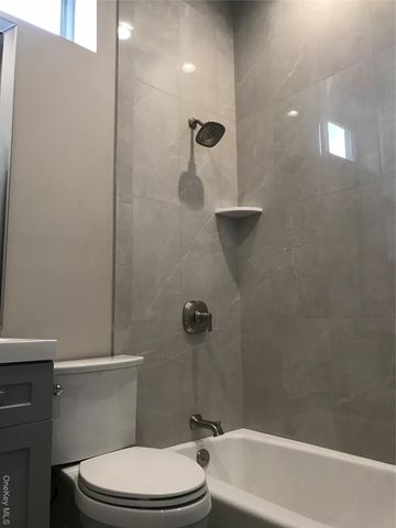 251 Main Street, Northport, NY 11768