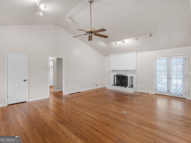 280 Burke Circle, Mcdonough, GA 30253