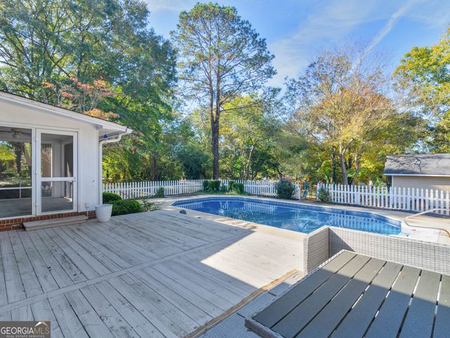 280 Burke Circle, Mcdonough, GA 30253