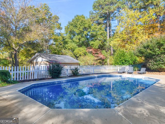 280 Burke Circle, Mcdonough, GA 30253