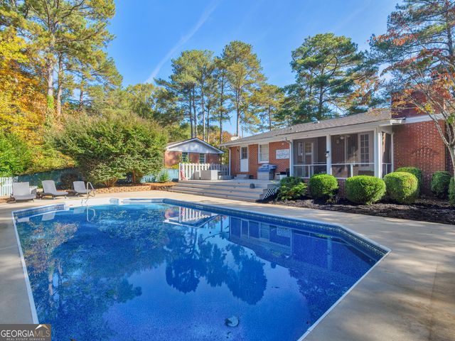 280 Burke Circle, Mcdonough, GA 30253
