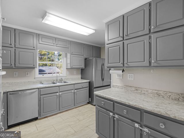 280 Burke Circle, Mcdonough, GA 30253