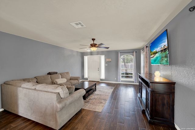 10106 SUN ML, San Antonio, TX 78254