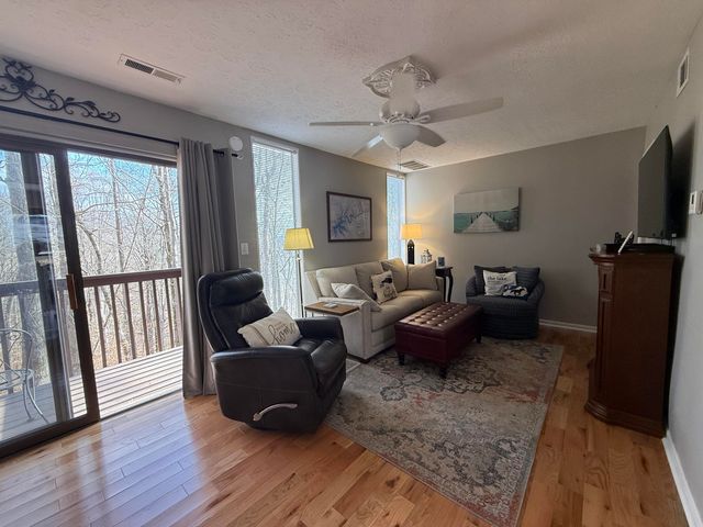 145 State Park Road G-2, Jamestown, KY 42629