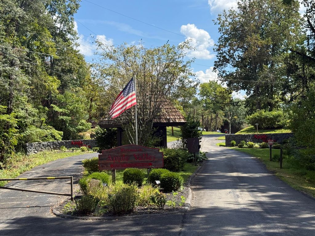 145 State Park Road G-2, Jamestown, KY 42629