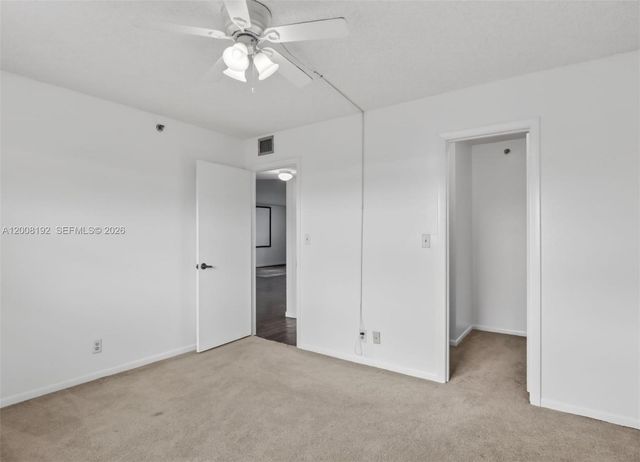 3300 W Rolling Hills Cir 606, Davie, FL 33328