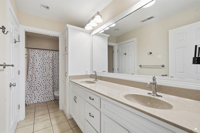 3703 Peachtree Circle, Manhattan, KS 66503