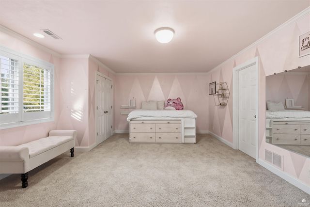 3703 Peachtree Circle, Manhattan, KS 66503