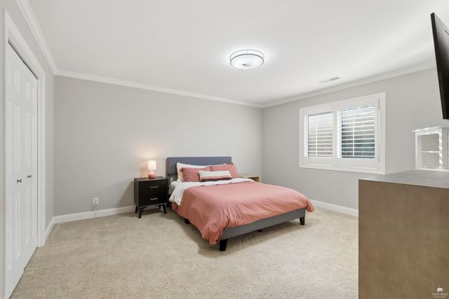 3703 Peachtree Circle, Manhattan, KS 66503