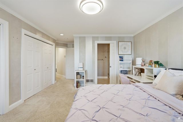 3703 Peachtree Circle, Manhattan, KS 66503