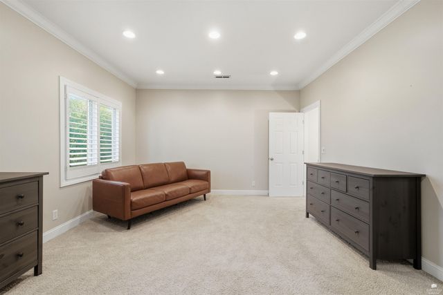 3703 Peachtree Circle, Manhattan, KS 66503