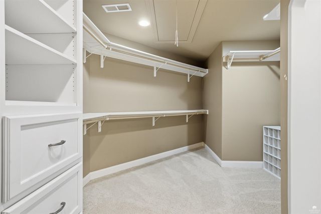 3703 Peachtree Circle, Manhattan, KS 66503