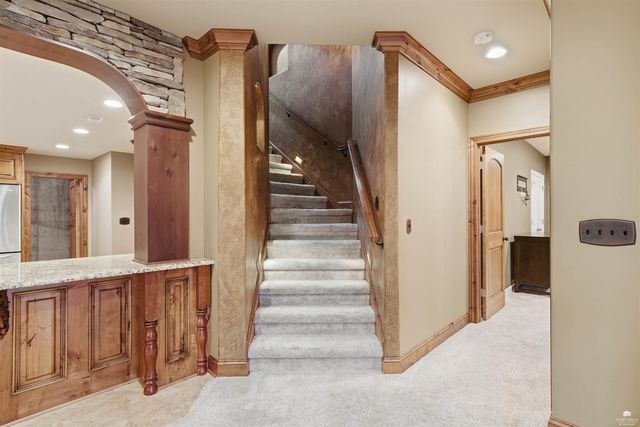 3703 Peachtree Circle, Manhattan, KS 66503