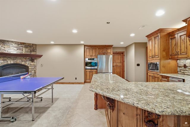 3703 Peachtree Circle, Manhattan, KS 66503