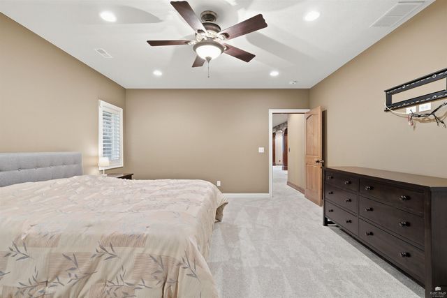 3703 Peachtree Circle, Manhattan, KS 66503