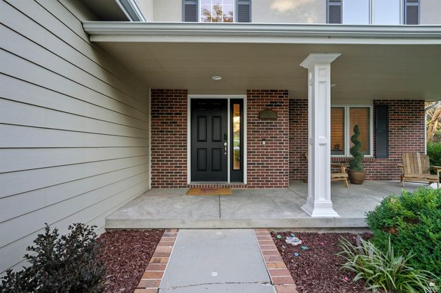 3703 Peachtree Circle, Manhattan, KS 66503