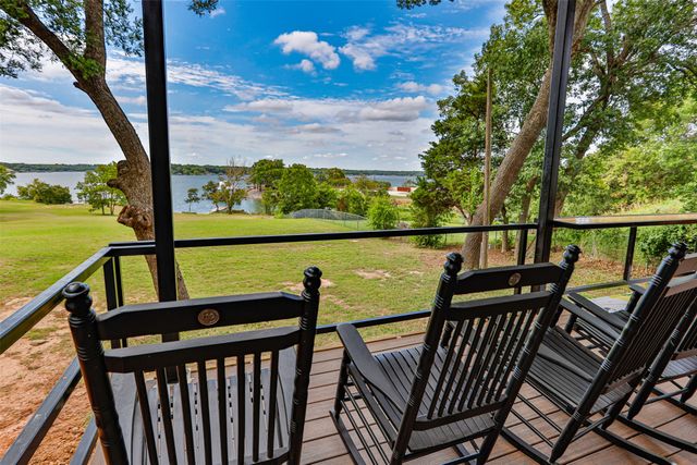 78 Park Lane, Gainesville, TX 76240