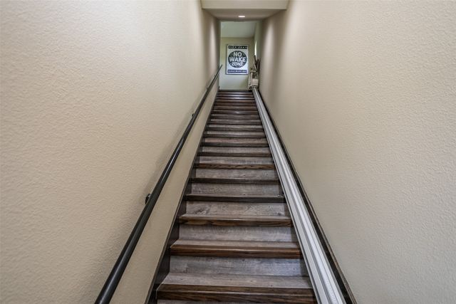 78 Park Lane, Gainesville, TX 76240