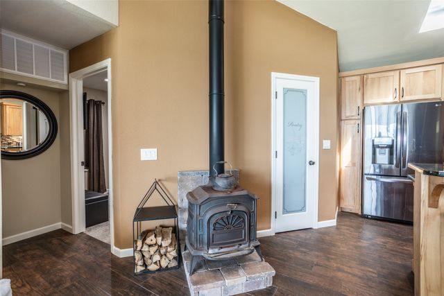 78 Park Lane, Gainesville, TX 76240