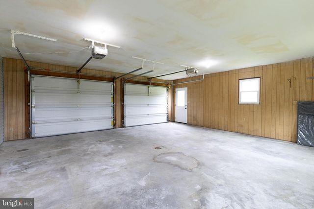 724 WARM SPRING ROAD, Chambersburg, PA 17202