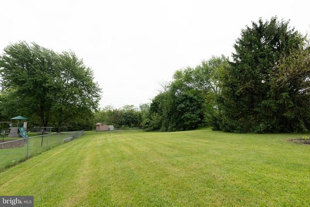 724 WARM SPRING ROAD, Chambersburg, PA 17202