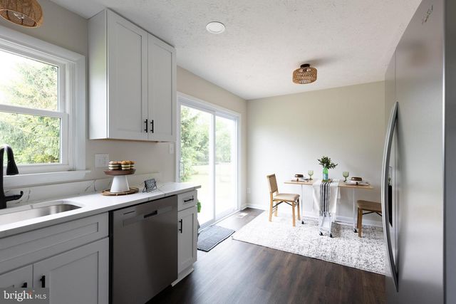 724 WARM SPRING ROAD, Chambersburg, PA 17202