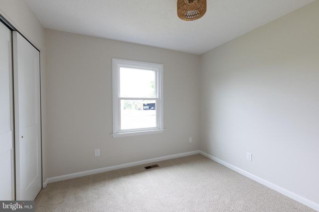 724 WARM SPRING ROAD, Chambersburg, PA 17202