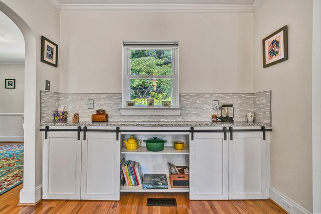 2225 Yellow Mountain RD SE, Roanoke, VA 24014