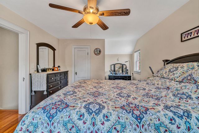 2225 Yellow Mountain RD SE, Roanoke, VA 24014