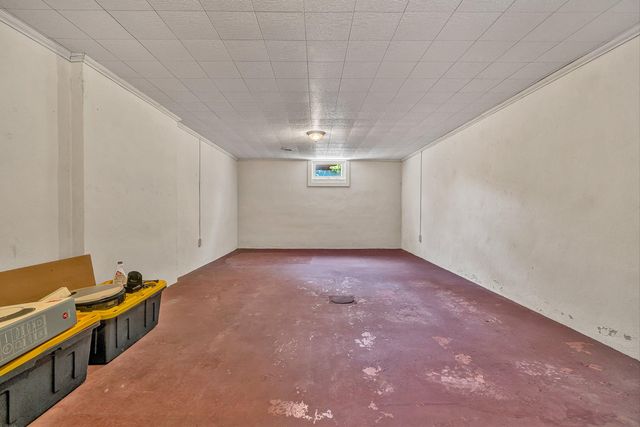2225 Yellow Mountain RD SE, Roanoke, VA 24014