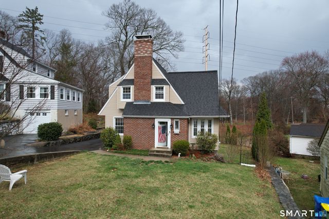 14 Arden Road, Waterbury, CT 06708