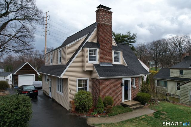 14 Arden Road, Waterbury, CT 06708