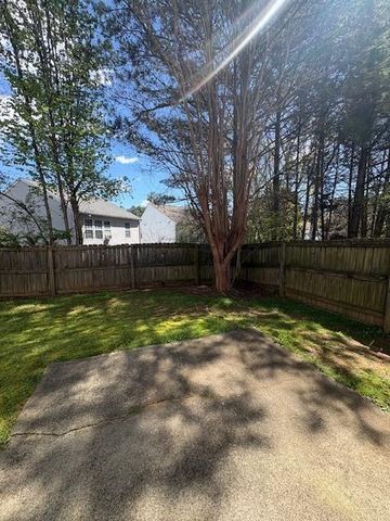 1693 Woodsford Road NW, Kennesaw, GA 30152