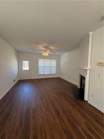 1693 Woodsford Road NW, Kennesaw, GA 30152