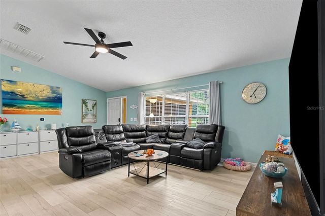 18018 SW 68TH LOOP, Dunnellon, FL 34432