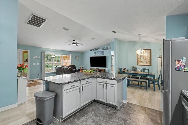 18018 SW 68TH LOOP, Dunnellon, FL 34432