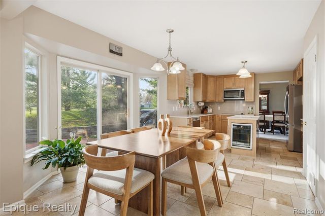 2442 Moors Court, Ann Arbor, MI 48108